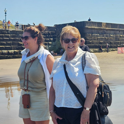Claire & Pauline KMS