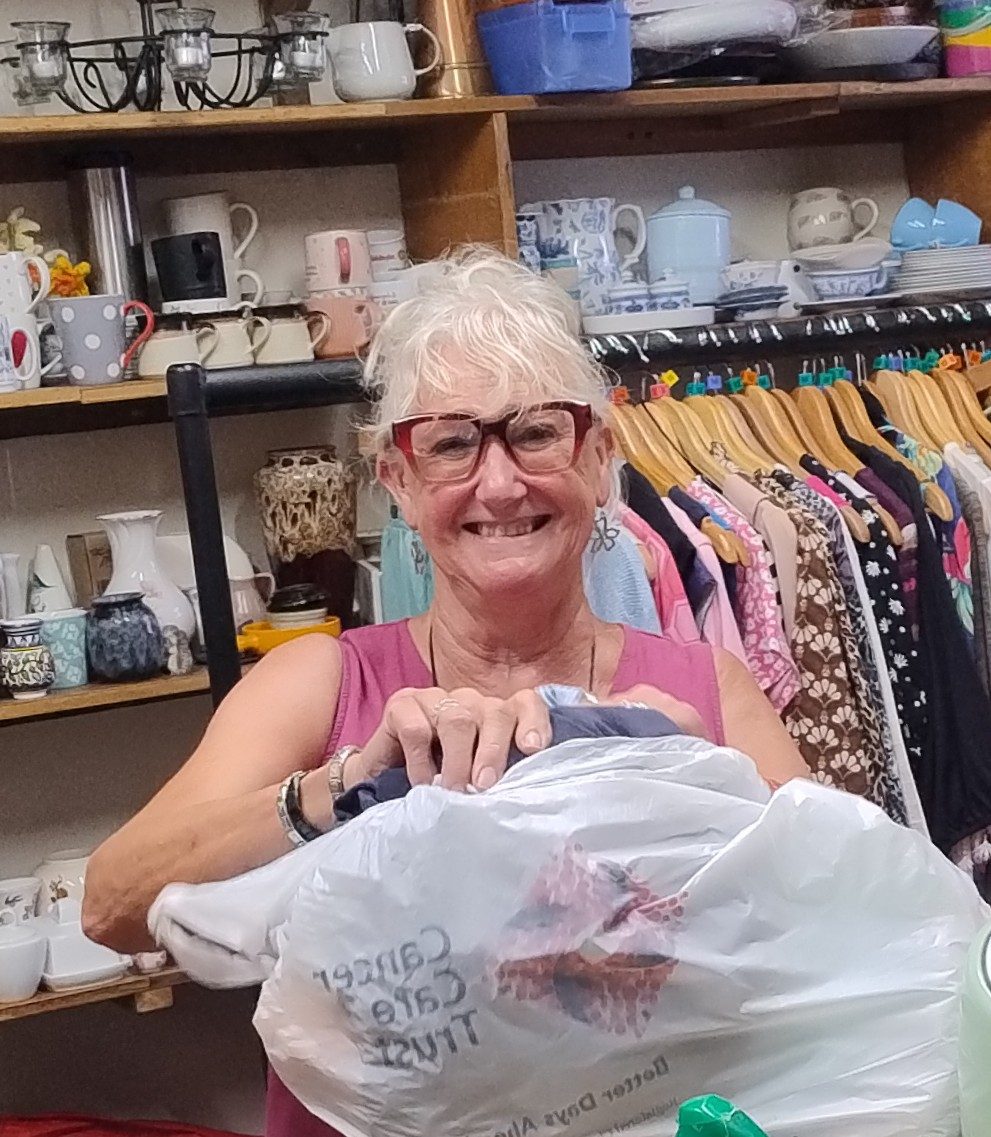 KMS Maureen sorting donations
